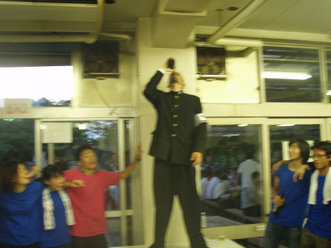 main12964.jpg