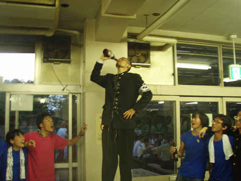 main12966.jpg