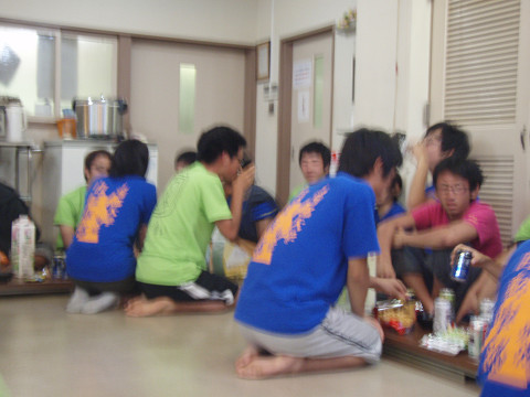 main12704.jpg