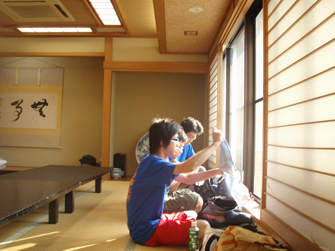 main12253.jpg